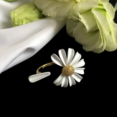 European and American Jewelry KS Little Daisy Open Ring Sweet Fresh White Enamel Flower Ring Same Style