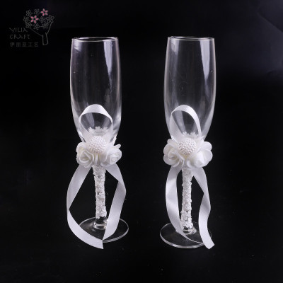 Wedding Couple Cups Embroidered Handle Pearl Ball Foamflower Champagne Goblet Wedding Supplies Wedding Wine Glass