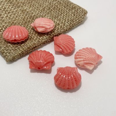 Empress Scallop 15mm Personalized DIY Clothing Pendant Shell Powder Embossed Craft Ornament Accessories