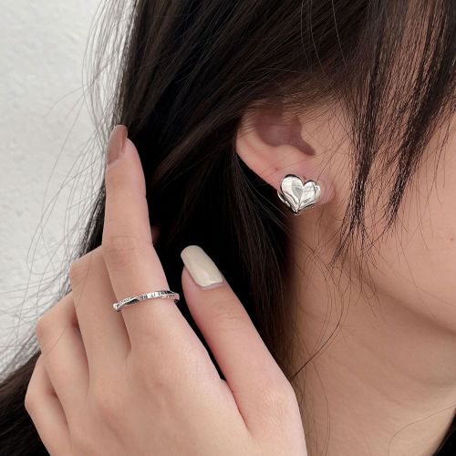 Dongdaemun New S925 Sterling Silver Small Love Ear Clip Earrings Women‘s Simple Retro Temperament All-Match Student Earrings 