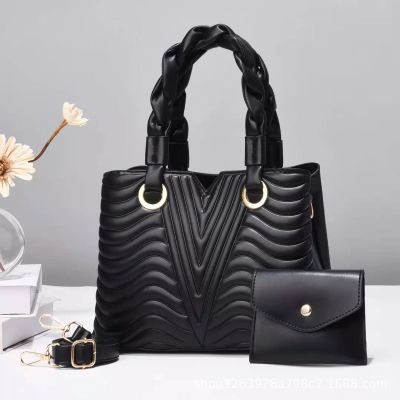 Factory Foreign Trade 2021 New Internet Celebrity Texture Korean Style Western Style Shoulder Messenger Bag Large Capacity Portable Women's Bag