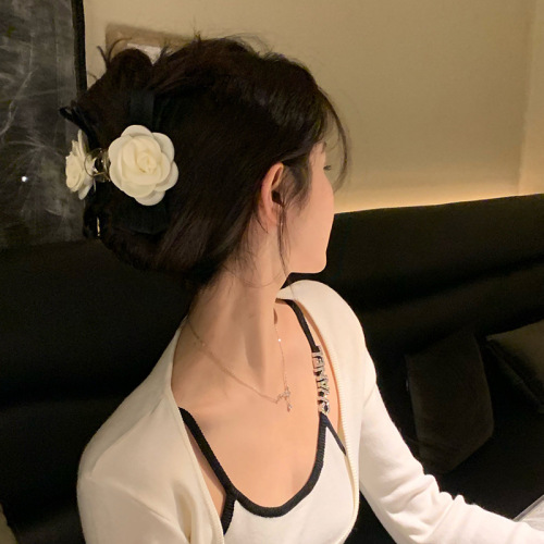 2022 Internet Celebrity New Hairpin Women‘s Classic Style Camellia Grip High Sense Clip Hairware Hair Accessories