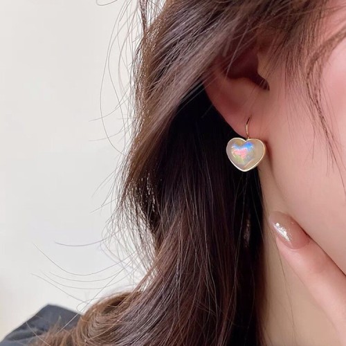 s925 silver needle tiktok popular mermaid pearl earrings female niche light luxury advanced design draft lovely ear studs earrings