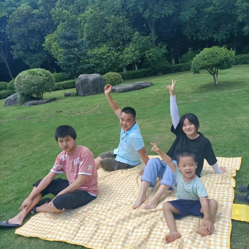 blue plaid oversized 2 m moisture-proof mat outdoor camping mat picnic mat washable outing camping soft mat
