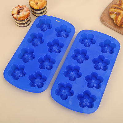 Lace 8-Hole Flat Cup Silicone Cake Mold