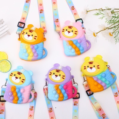 Cross-Border Hot Selling Deratization Pioneer Bag Colorful Children Cartoon Silicone Bag Decompression Puzzle Toy Bag Coin Purse