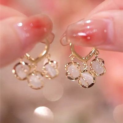 Tik Tok New Lily Opal Earrings Light Luxury Temperament High Quality Ear Clip Sterling Silver Needle Fashion Ear Jewelry