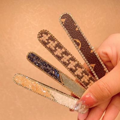 Live Hot Barrettes 2022 New Internet Celebrity Nail Mouth Clip Exquisite Fashion Word Clip Houndstooth Side Hair Clip