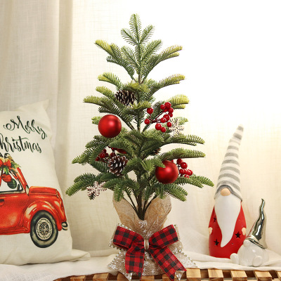 Cross-Border Spot Christmas Decorations Nordic Style PE Wood Piece Christmas Wreath Desktop Mini Christmas Tree