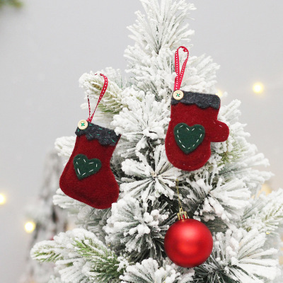Cross-Border New Christmas Decorations Felt Cloth Red Christmas Stockings Christmas Gloves Christmas Tree Pendant