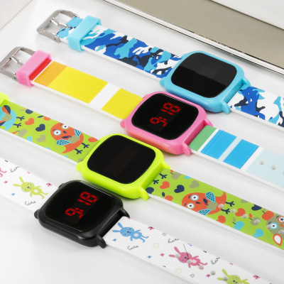 Foreign Trade Fashion Fashion Silicone Button LED Watch Casual Student Children's Watch
