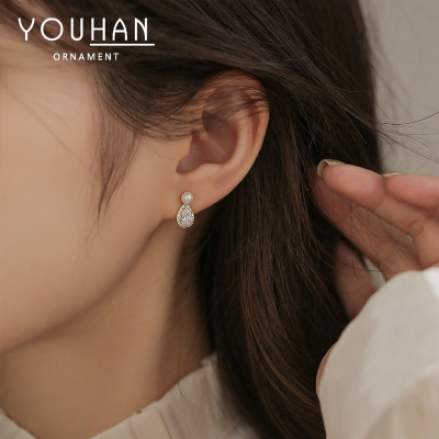 Dongdaemun Micro Inlaid Zircon Sterling Silver Needle Plated 14K Water Drop Ear Studs Female Japanese and Korean Ins Simple Earrings Source Factory