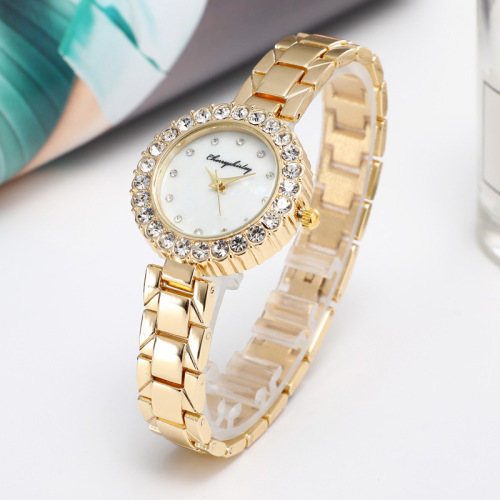 Diamond personalized Small Dial Women‘s Watch Fashionable Simple Casual Steel Belt Bracelet Watch Spot Watch