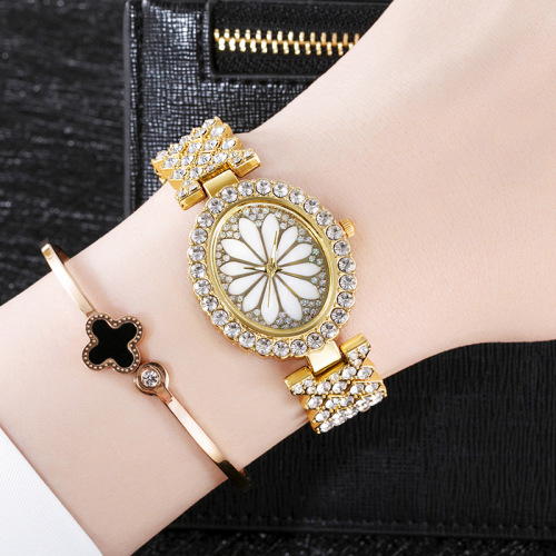 women‘s bracelet watch oval decorative wrist watch fashion diamond-embedded watch women‘s trendy temperament quartz watch