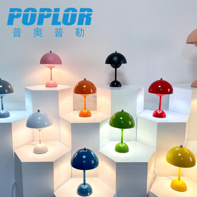Led Mushroom Table Lamp 6W USB Charging Bedside Lamp Three-Color Button Dimming Bedroom Atmosphere Table Lamp Decorative Light