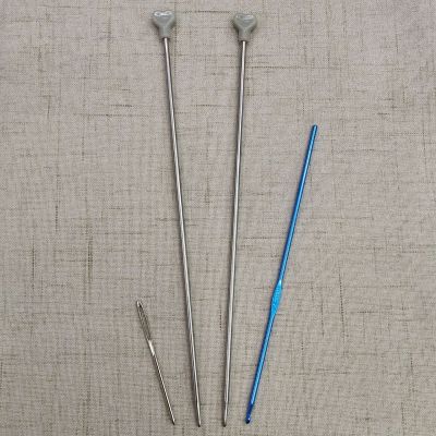 Factory Direct Sales Weaving Tools New Heart-Shaped Sweater Needle Set a Set of 3 Products OPP Bag Packaging