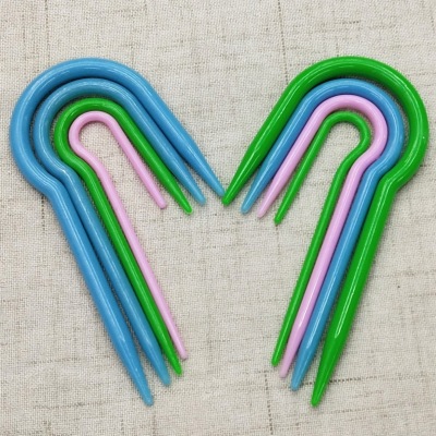 Factory Direct Sales Knitting Tool U-Shaped Twist Needle Plastic Curved Needle 4 U-Shaped Twist Needle OPP Bag Packaging