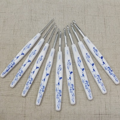 Factory Direct Sales Weaving Tool Plastic Handle Aluminum Crochet Set Double-Sided Printing Blue and White Porcelain Crochet 9 Pieces