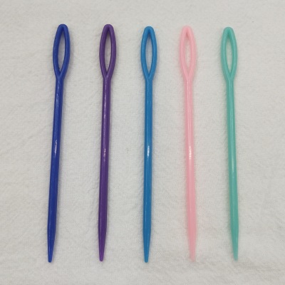 Factory Sales Weaving Tools-Colored Plastic Small Needle Plastic Sewing Needle 9cm Length Plastic Small Needle
