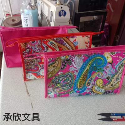 PVC Cosmetic Bag Jewelry Bag Cosmetic Bag Daily Necessities Cosmetic Bag with Dots Fashion Waterproof