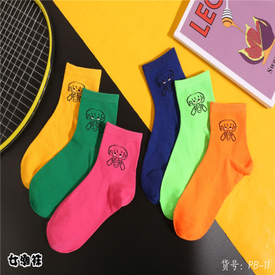 Four Seasons Cotton Socks, Foreign Trade Athletic Socks, INS Tide Female Middle Tube Socks, European and American Socks