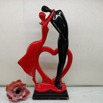 Resin Decorations Couple