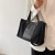 Women's Handbag Factory Wholesale New Korean Style Simple Shoulder Bag Fashion Commuter Trend Large Capacity Totes