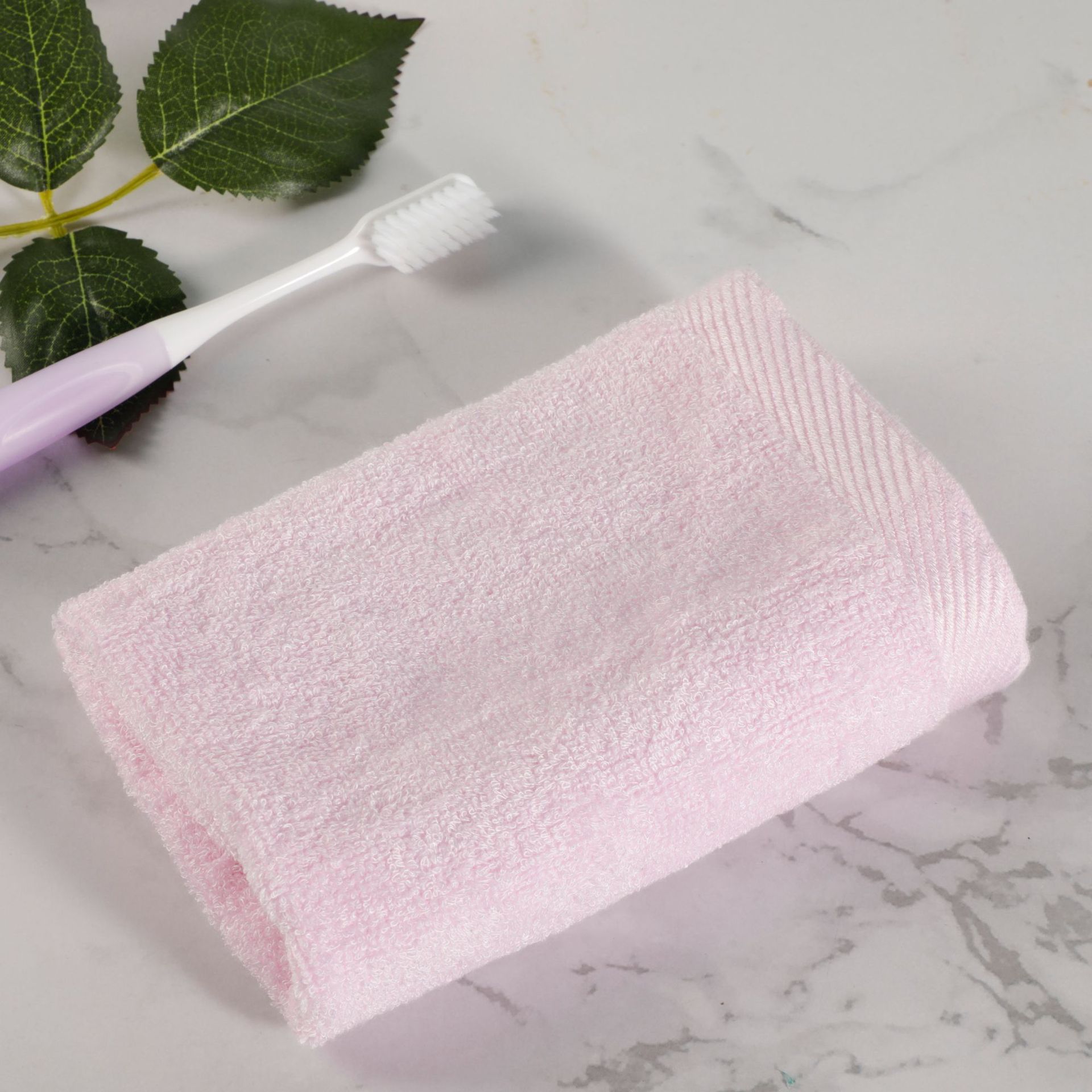 Factory Wholesale Adult Hotel Facecloth Bamboo Fiber Square Towel Portable Water Washing Absorbent Small Handkerchief Face Cloth