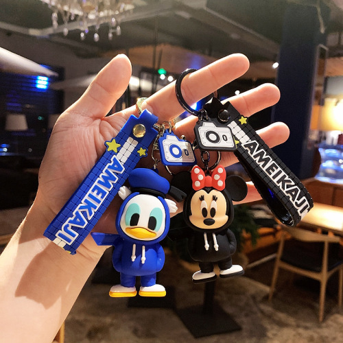 Mickey Couple Anime Key Chain Car Cartoon Creative Cute Key Pendant Toy Bag Bag Charm Keychain