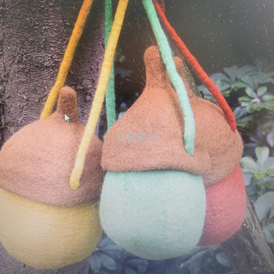 Qiushuo Original Wool Felt Nut Shoulder Bag Mori Style Portable Cute Parent-Child Crossbody Bag Clothing Accessories Bucket