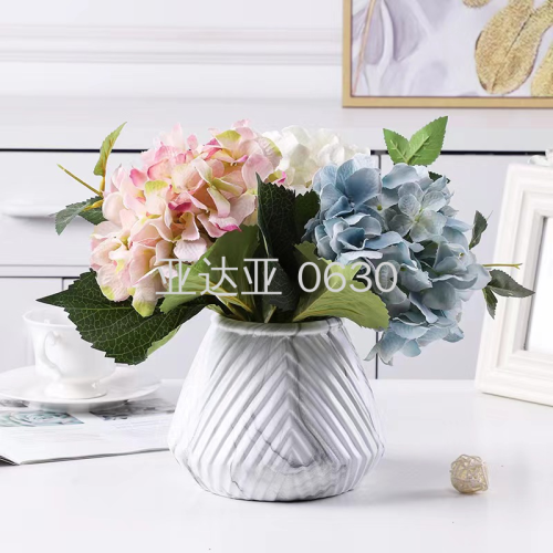 Creative Simple Ceramic Vase Northern European Style Light Luxury Home Hotel Sample Room Soft Decoration decorative Bottle Flowerpot Ornaments
