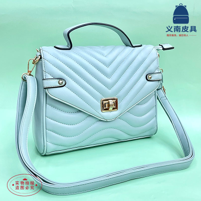 Advanced Texture Niche Bag Women's Bag 2022 New Popular All-Matching Messenger Bag Popular Shoulder Small Square Bag