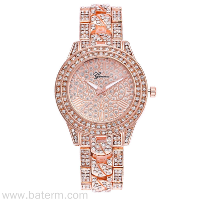 Cross-Border Fashion Diamond-Embedded Geneva Bracelet Watch Large Dial Starry Women's Watch Luxury Quartz Watch