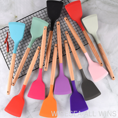 Factory  Kitchenware Wooden Handle Cooking Spatula Color Silicone Spatula Non-Stick Pan Cooking Shovel