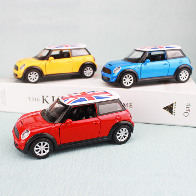 New Mini Alloy Classic Car Model Metal Crafts in-Car Creativity Decorations Cake Car Ornaments