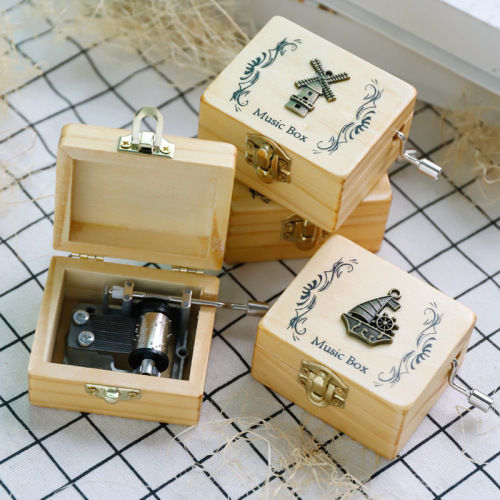 wooden hand-cranked music box music box sky city children‘s birthday gift girls creative small gift for girlfriend