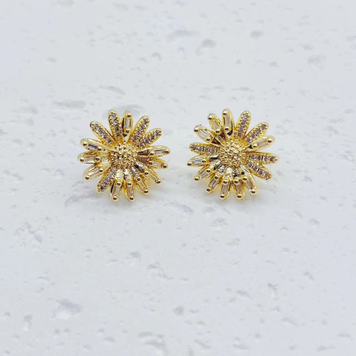 25 Silver Needle Korean Style Exquisite Simple Sunflower Stud Earrings 