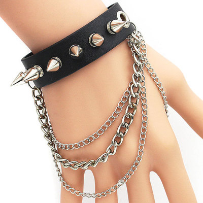 Pe178 Foreign Trade European and American Rivets Punk Jewelry Leather Bracelet Spike 3 Chains Pendant Hand Strap