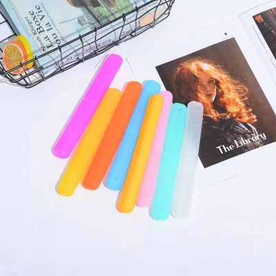 Creative Gift Home Family Travel Practical Daily Use Articles Department Store Small Goods Toothbrush Case