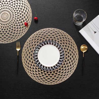 Factory Direct Sales Bronzing Triangle Gradient Round Placemat Light Luxury Round High Temperature Resistant Washable Hollow Dining Table Cushion