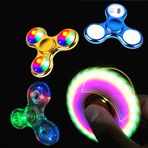 wholesale crystal luminous fingertip gyro electroplated palm rotating plastic finger gyro children‘s stall popular