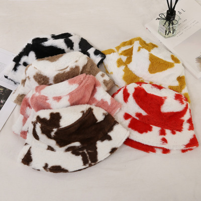 Autumn and Winter Fisherman Hat Season Lamb Wool Ear Protection Bucket Hat Japanese Cute Cows Pattern Face-Looking Small Bucket Hat Fashion