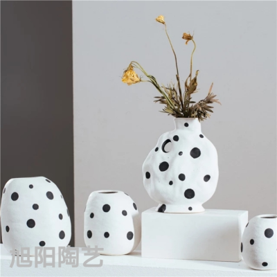 Black and White Polka Dot Art Ceramic Decoration Living Room Desktop Flower Arrangement High-Grade Decorative Vase Painted Flower Device Nordic