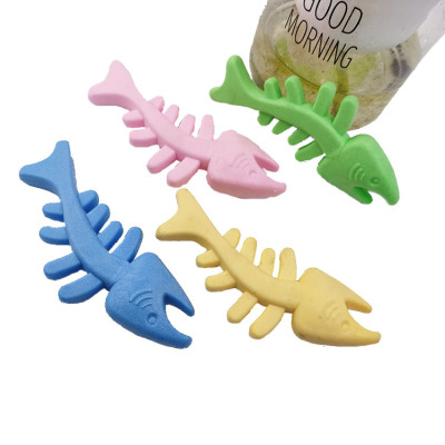 Factory Direct Sales TPR Foaming Fragrance Candy Color Fishbone Bone Dog Cat Toy Educational Molar Pet Toy