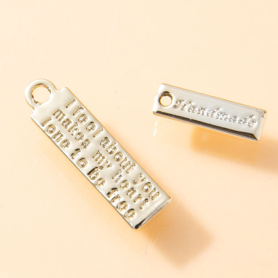 English Lettering Tag Color Retention Neutral Bracelet Pendant DIY Pendant Alloy Electroplating Ornament Accessories Factory Wholesale