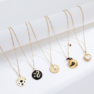 Kenjie Autumn and Winter New Mysterious Star Moon Love Personalized Pendant Women's Europe and America Cross Border Necklace Ins