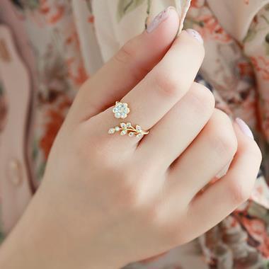 Korean Fashion Refined Rhinestone Twisted Leaves Ruyi Flower Open Ring Index Finger Ring Female D028