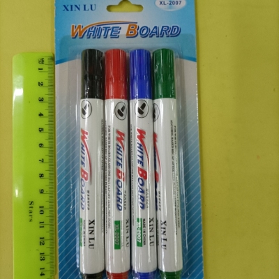 XL One 2007 4 Suction Cards Whiteboard Marker