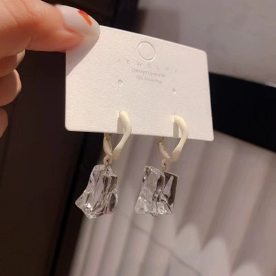 New Sterling Silver Needle Ice Cube French Paint C- Shaped Earrings Korean Simple Temperamental Special-Interest Design Hong Kong Style Earrings