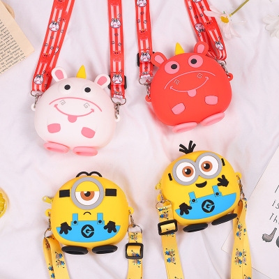 Cute Boys And Girls Messenger Bag Accessories Coin Purse Trendy Children 'S Bags New Parent-Child Cartoon Silicone Coin Purse Direct Supply